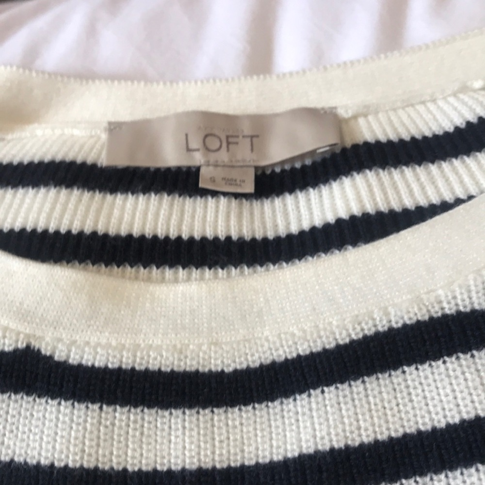 Sweater - Picture 3 of 3